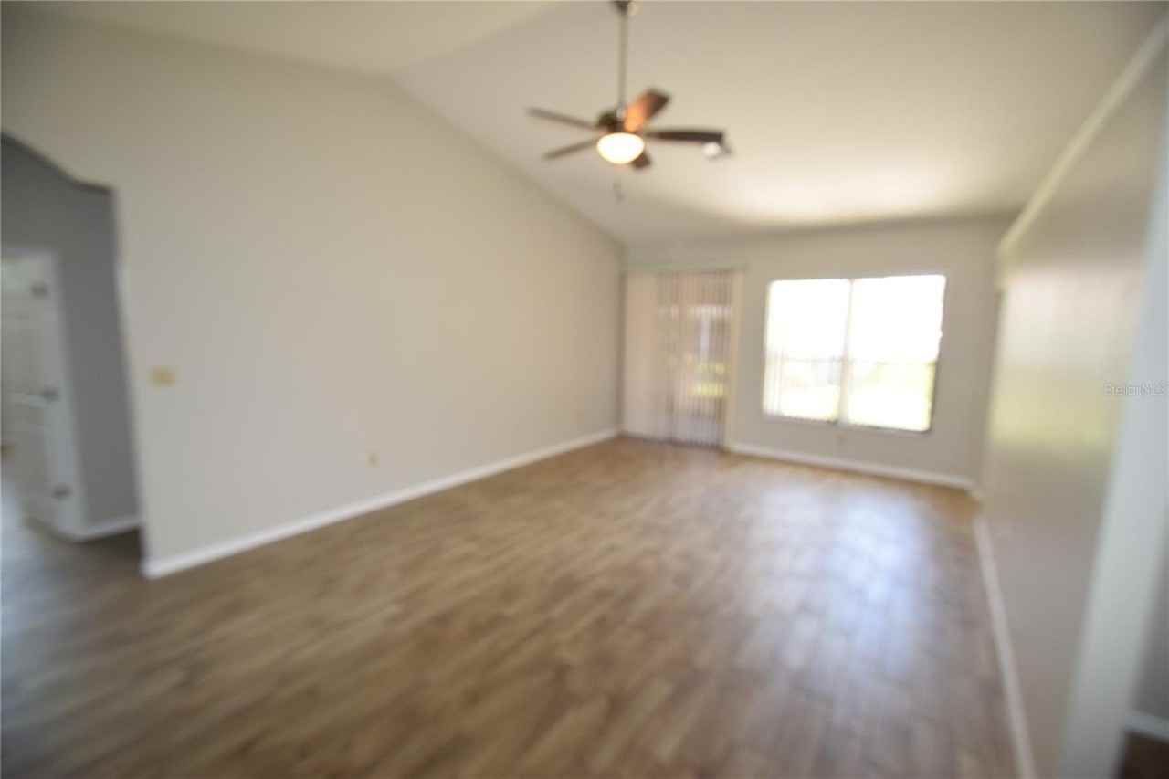 6022 Crane Dr - Photo 7 of 24