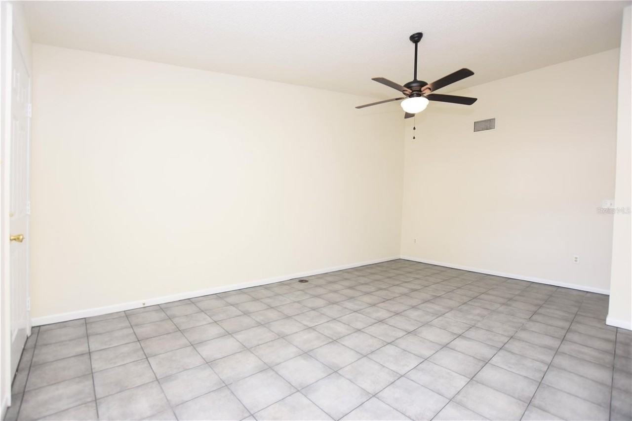 1804 Crystal Grove Dr - Photo 4 of 19