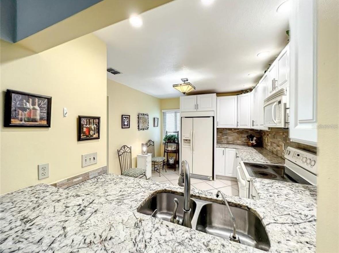 1 Escondido Cir #170 - Photo 5 of 22