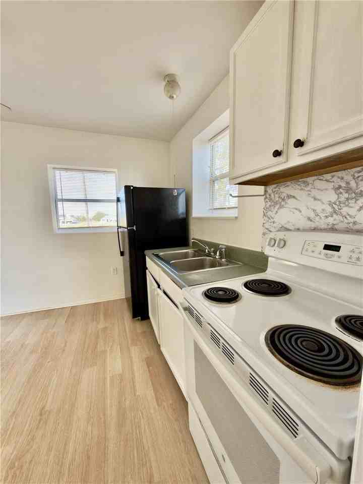 12844 Florida Ave #12844 - Photo 3 of 10