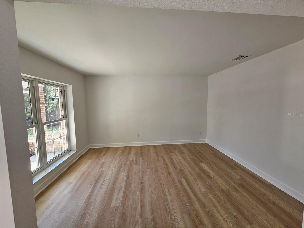 149 Spring Chase Cir - Photo 3 of 21