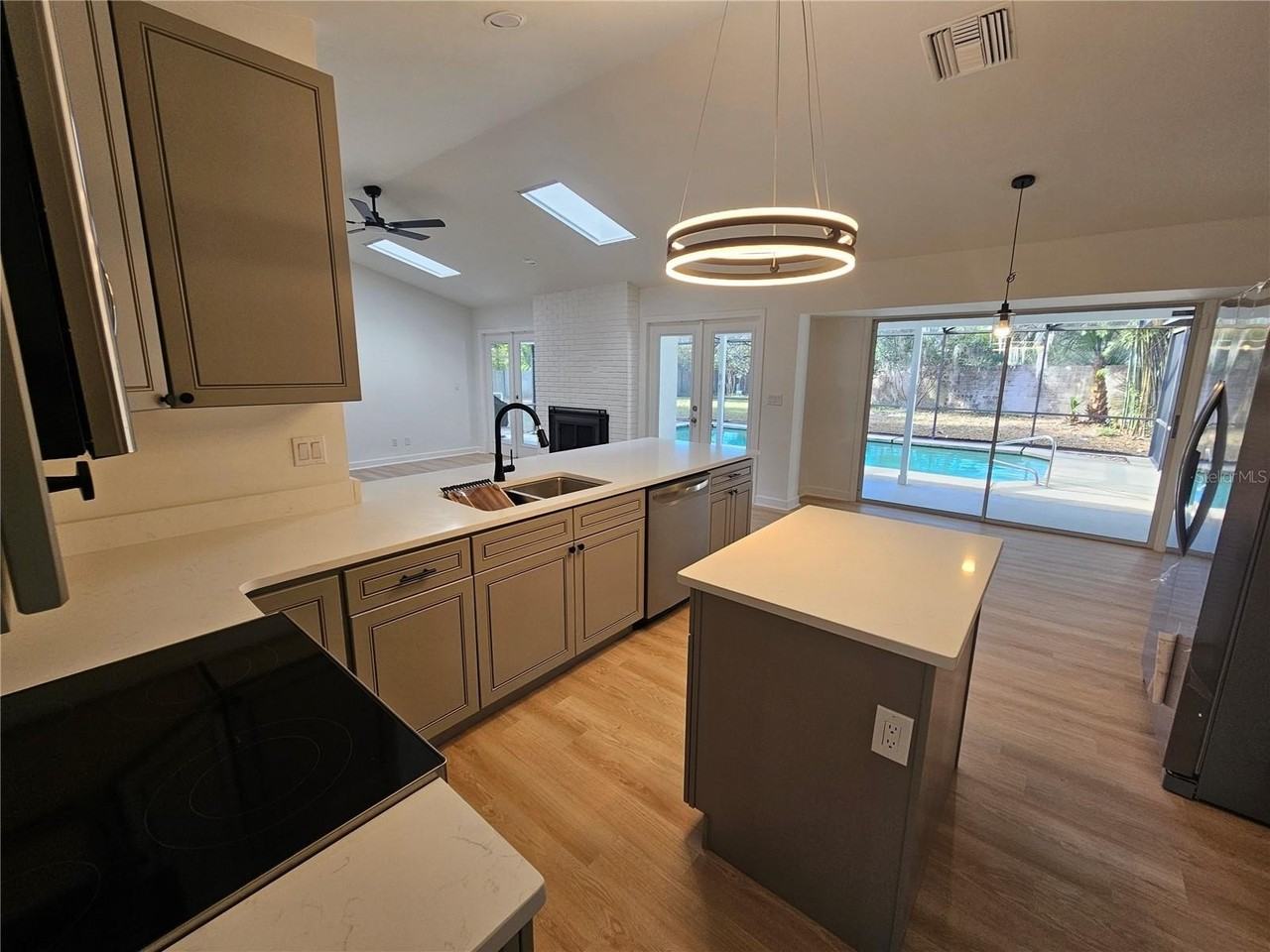 149 Spring Chase Cir - Photo 7 of 21