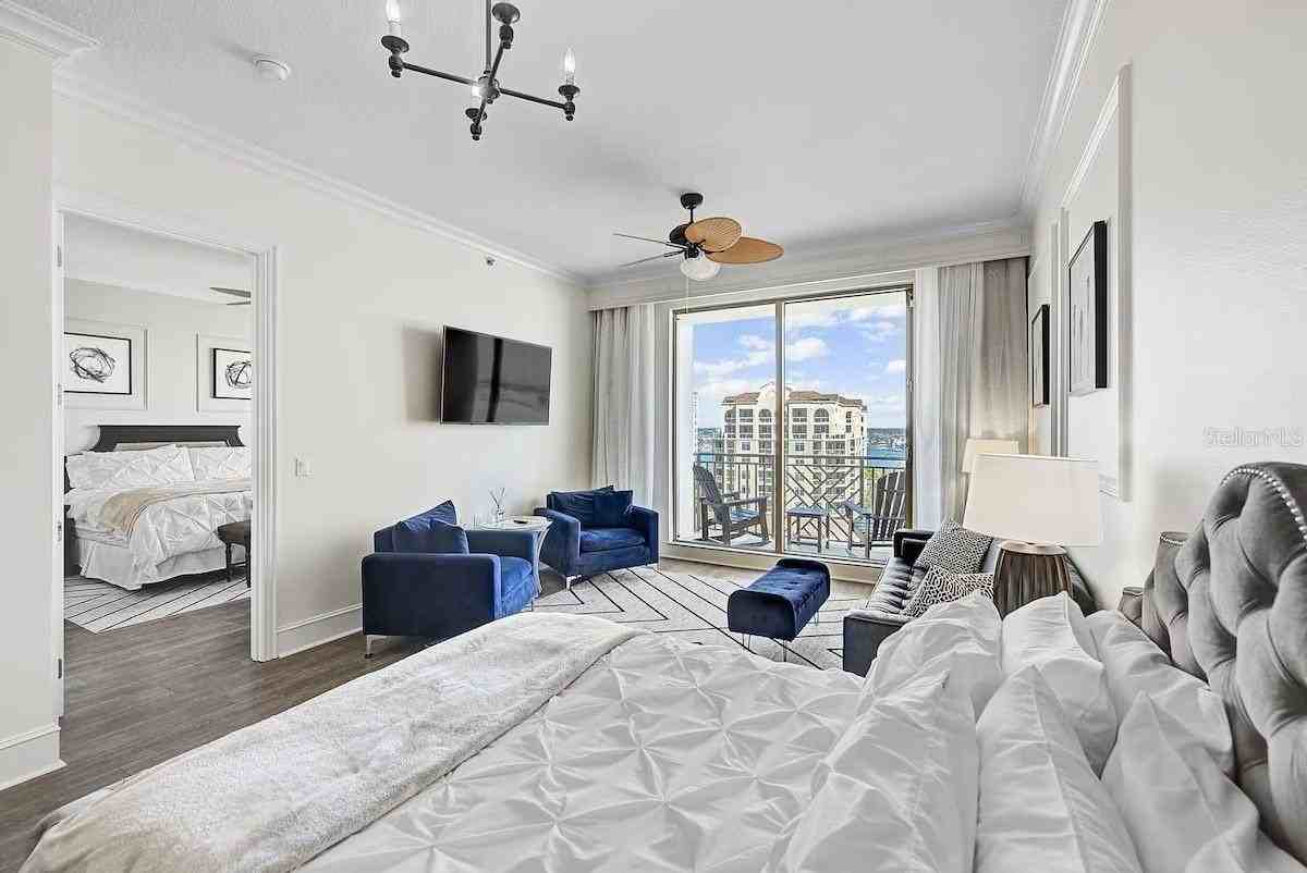 500 Mandalay Ave #712 - Photo 4 of 11