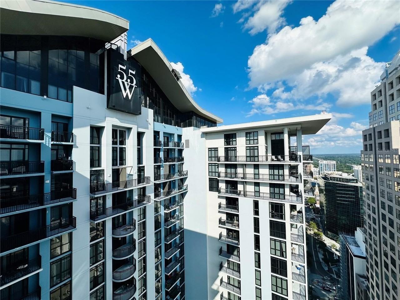 551 W Church St - Photo 2 of 20