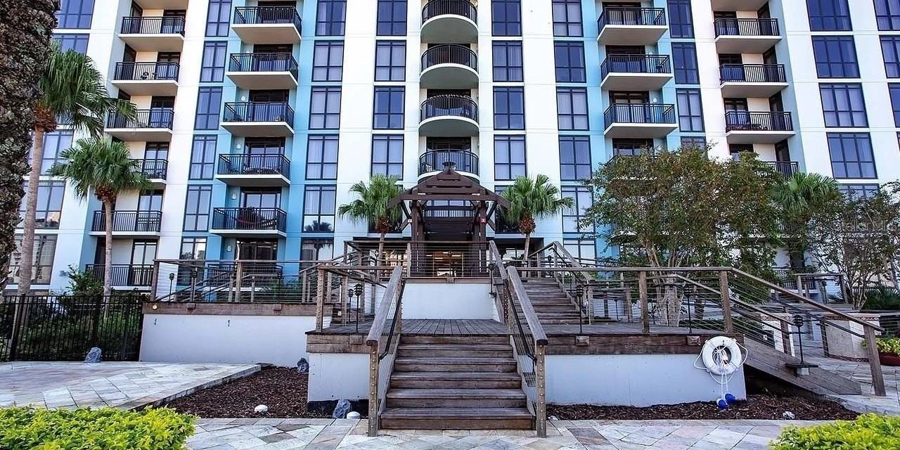 551 W Church St - Photo 3 of 20