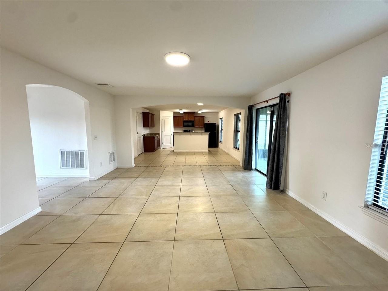 5673 Elsinore Way - Photo 3 of 32