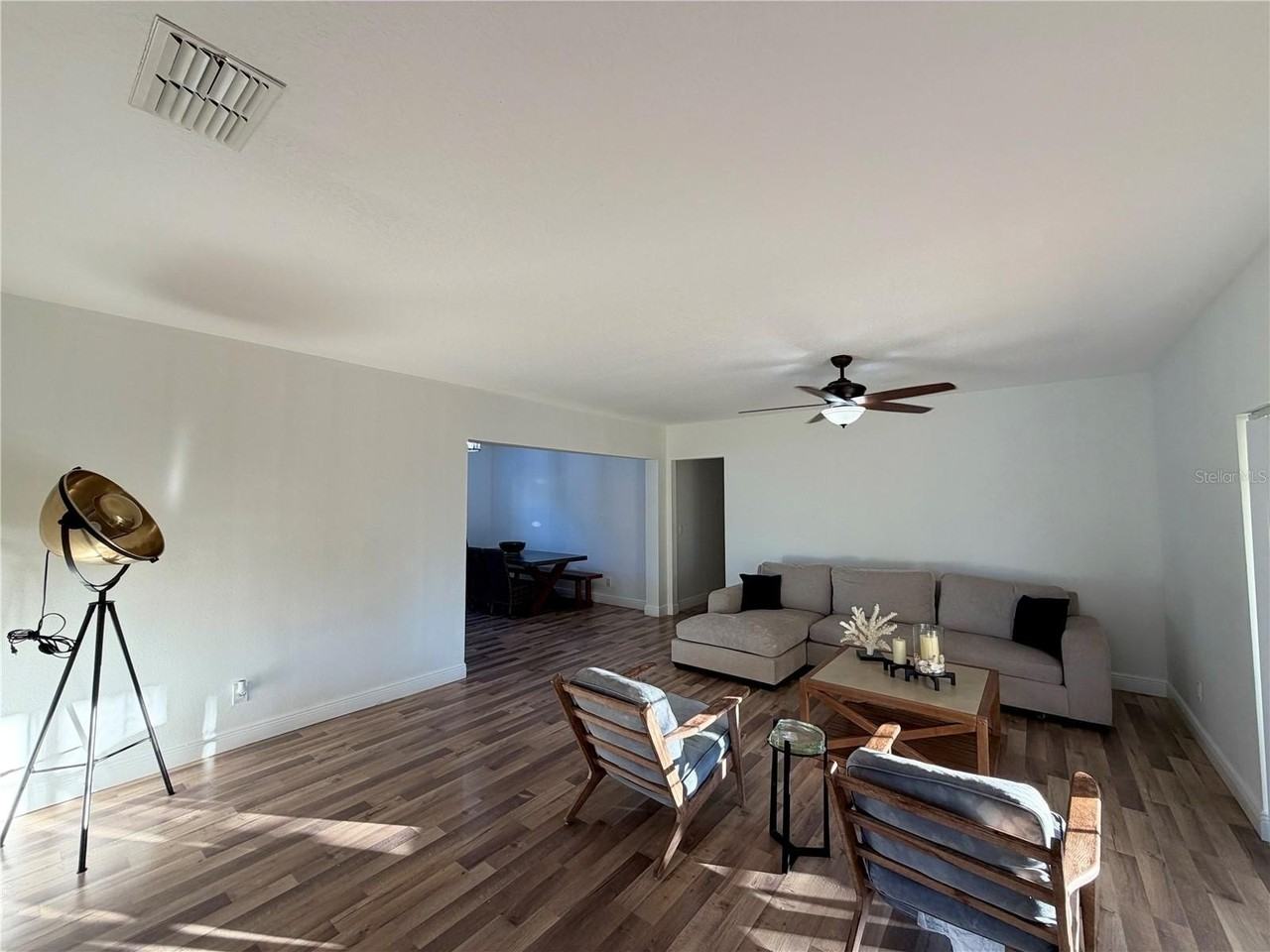 2436 Oak Mill Dr - Photo 4 of 13