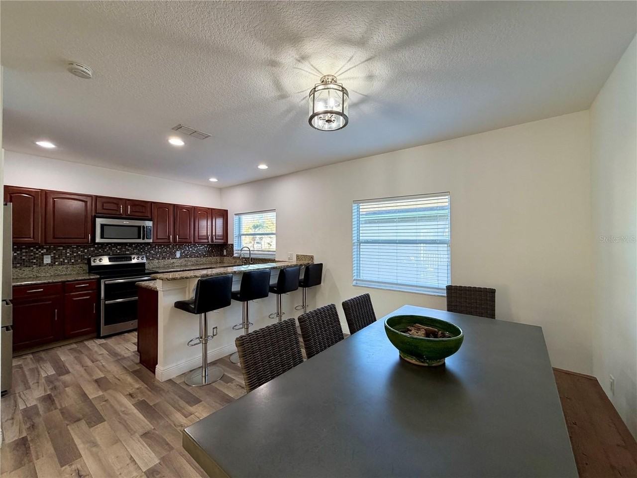 2436 Oak Mill Dr - Photo 6 of 13