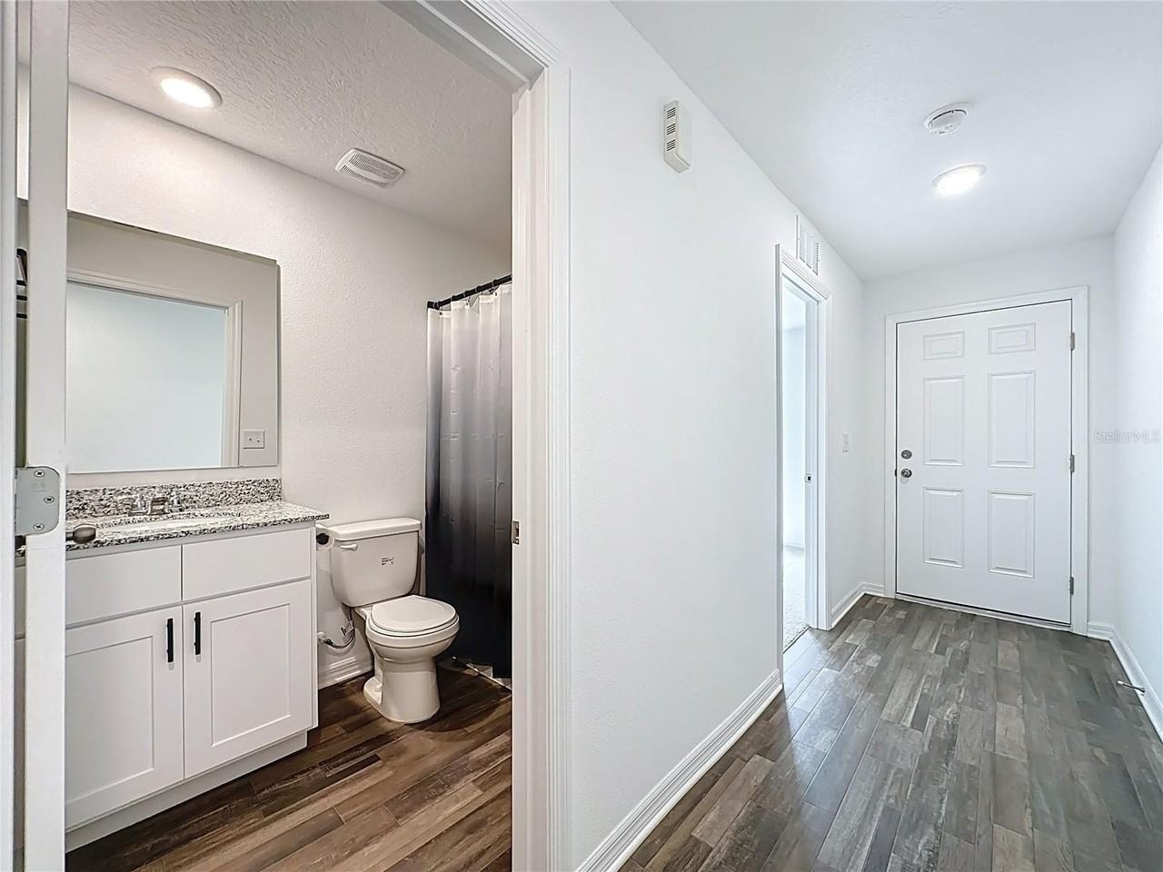 241 Live Oak Blvd - Photo 5 of 29