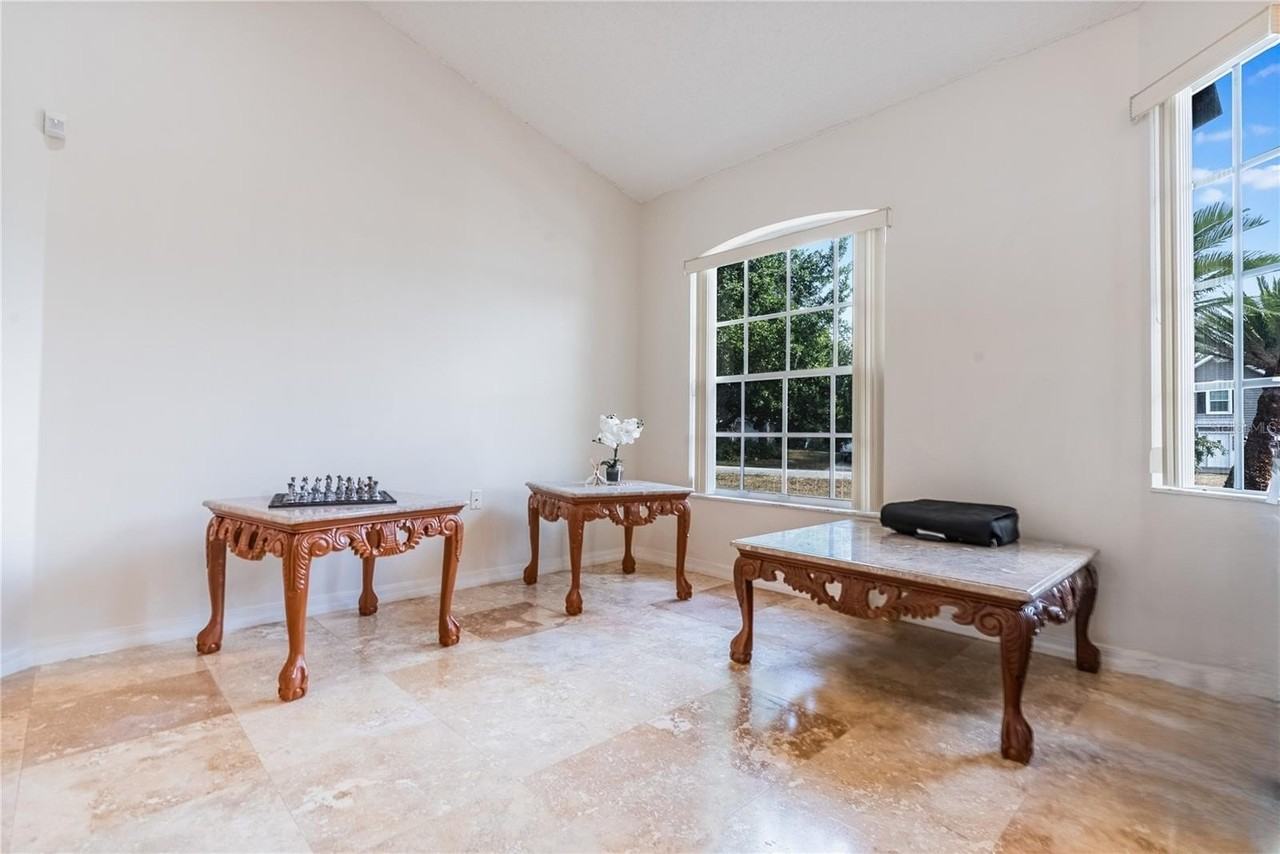 2141 Detroit Ter - Photo 5 of 22