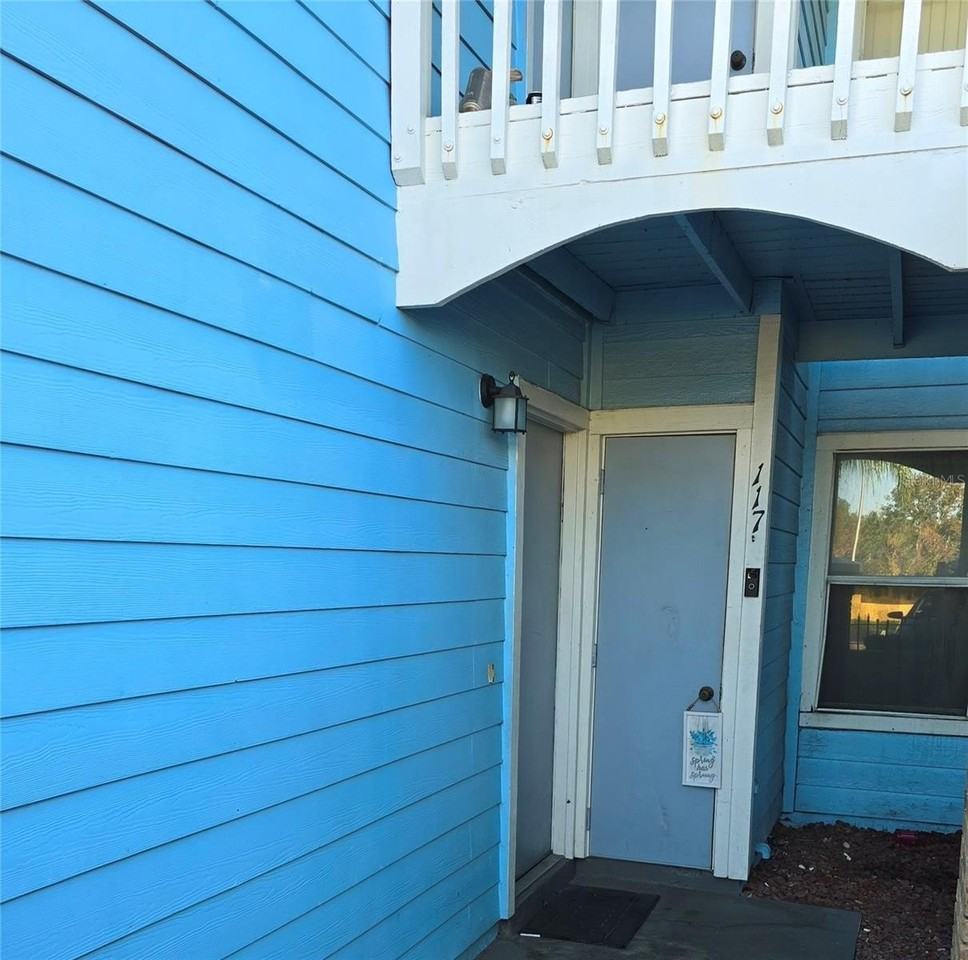 2729 N Poinciana Blvd #117 - Photo 2 of 21