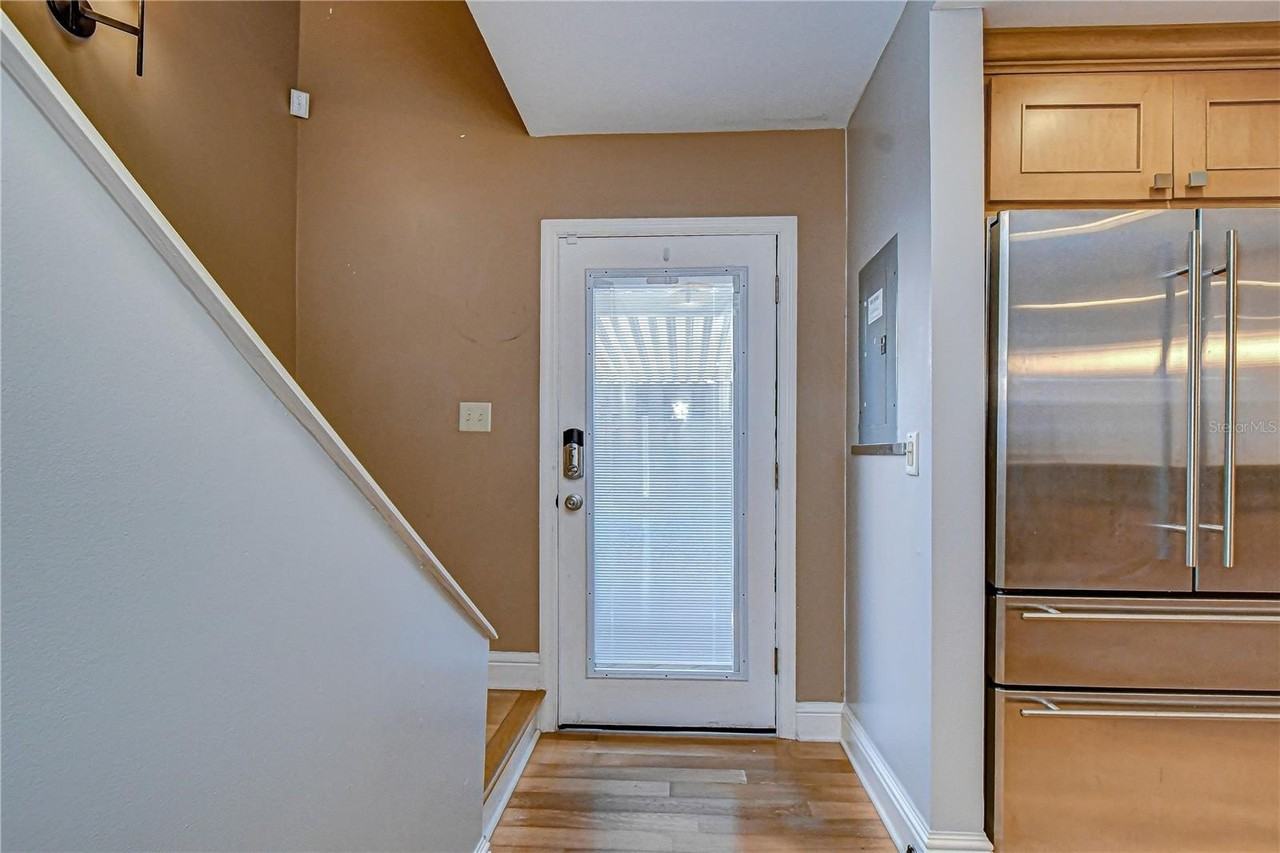 2308 S Carolina Ave - Photo 3 of 17