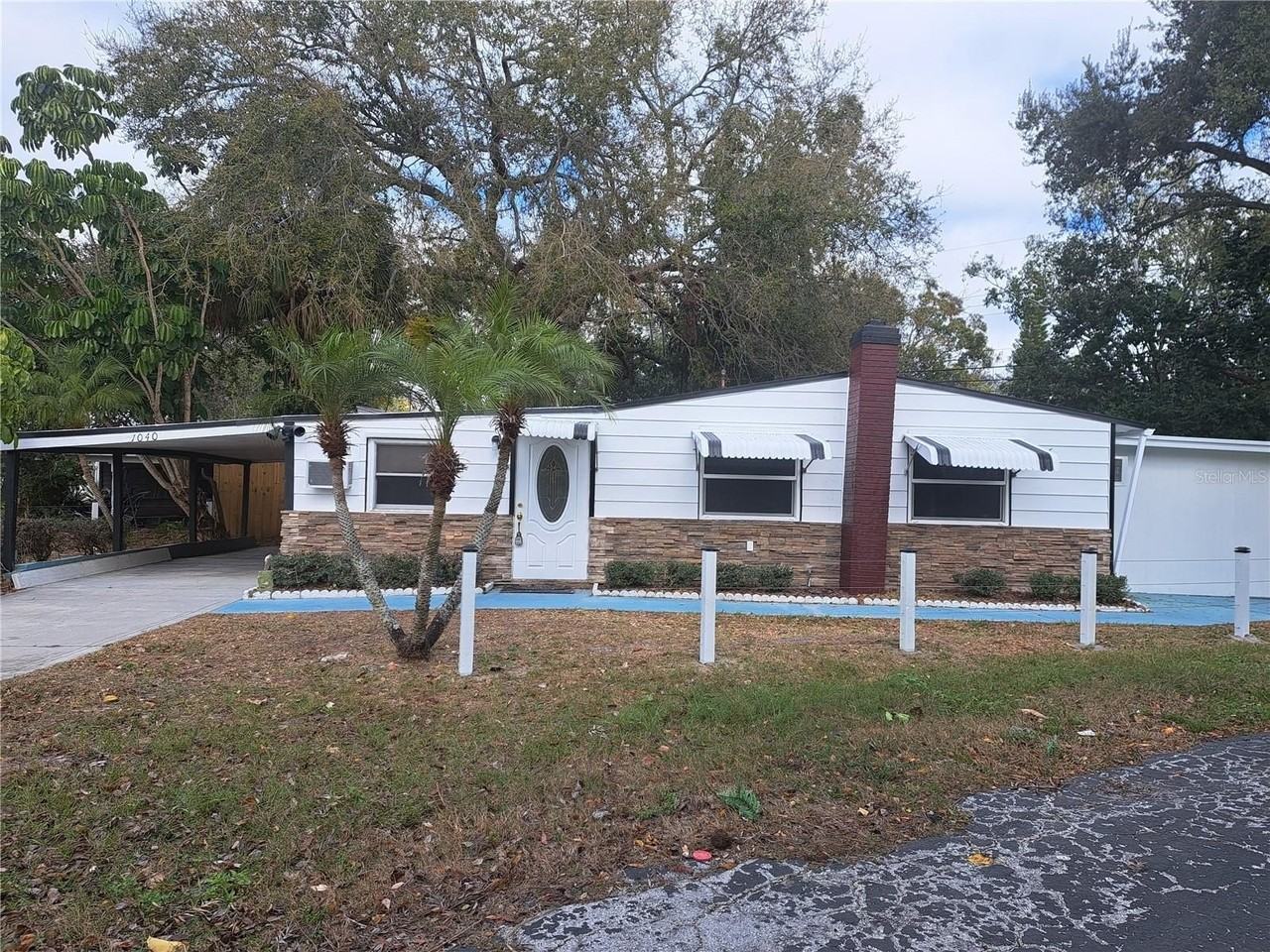 1040 65th St S - Photo 2 of 39