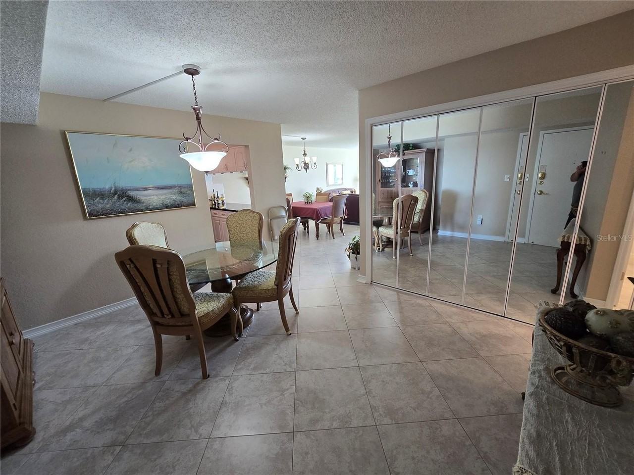 634 Edgewater Dr #242 - Photo 2 of 26