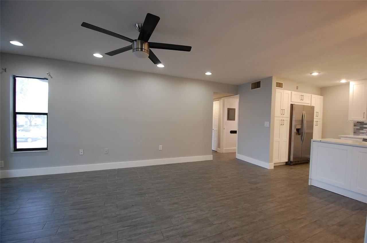 1258 Pine Ridge Cir W #E2 - Photo 2 of 28