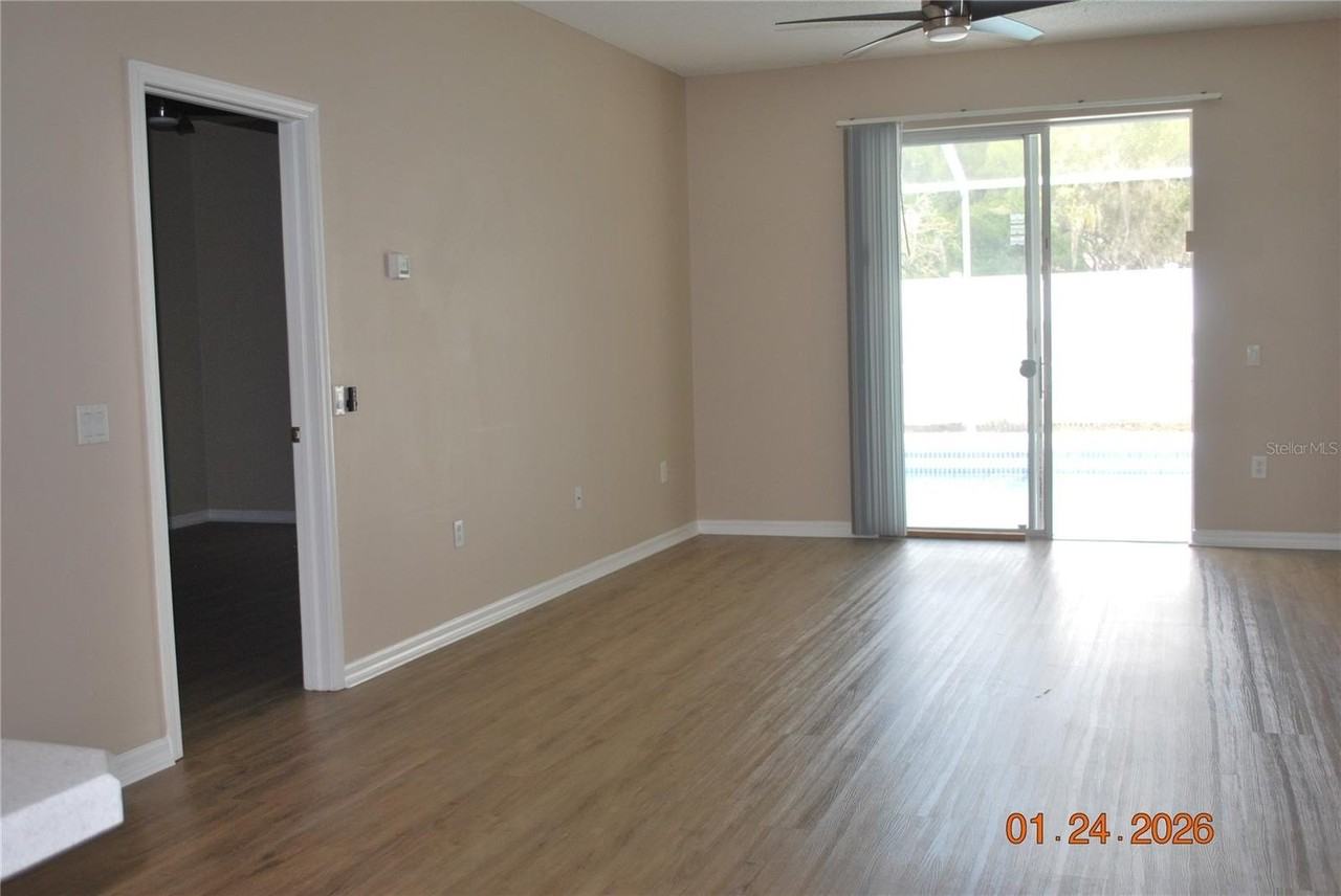 909 Grand Canyon Dr - Photo 7 of 22