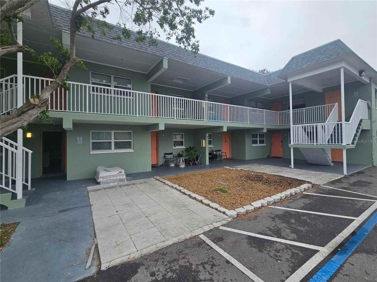 2035 Alpine Rd #4 - Photo 4 of 18