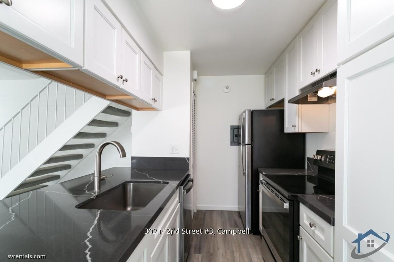 302 N 2nd St - Photo 5 of 23