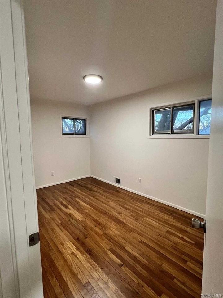 5 Birch Ct - Photo 7 of 11