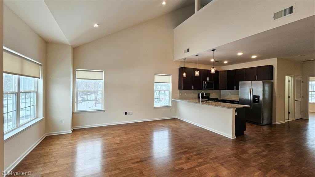 260 W Main St Unit 15 #15 - Photo 2 of 26