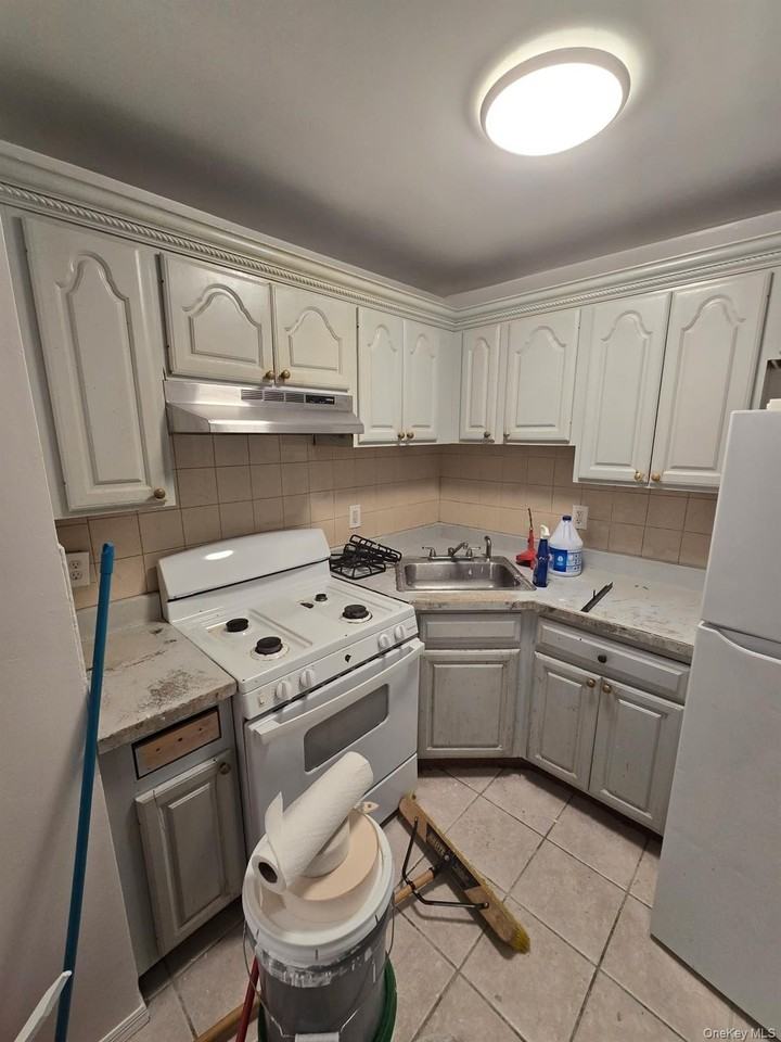 528 Beach 32nd St Unit 2 #2 - Photo 5 of 10