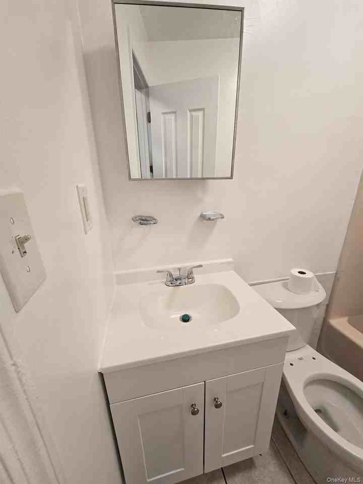 528 Beach 32nd St Unit 2 #2 - Photo 6 of 10