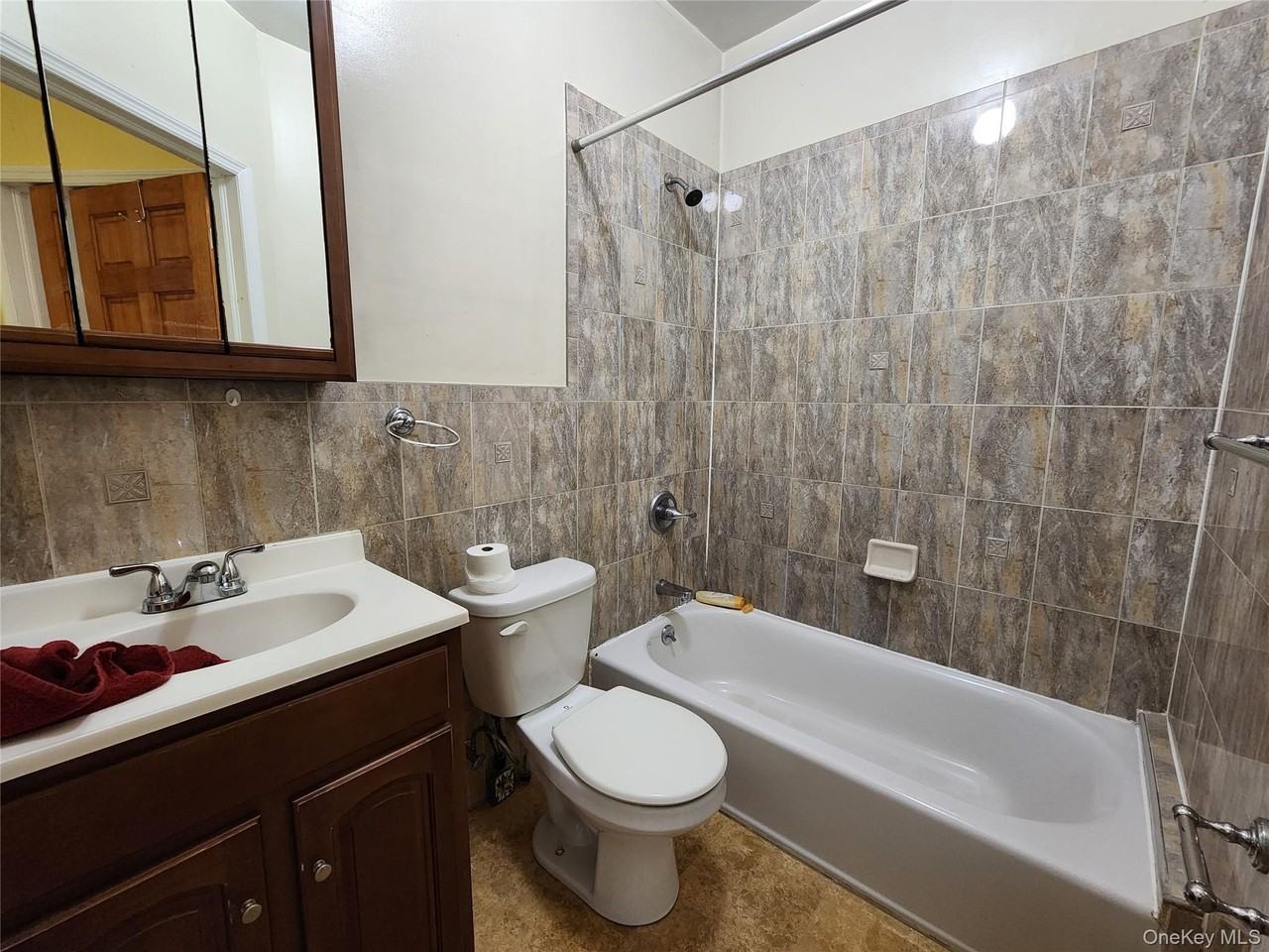 21 Stanhope St Unit 2 #2 - Photo 5 of 8