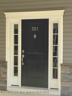 301 Arose Ln - Photo 2 of 24