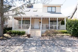 featured image of 480 Staffa St