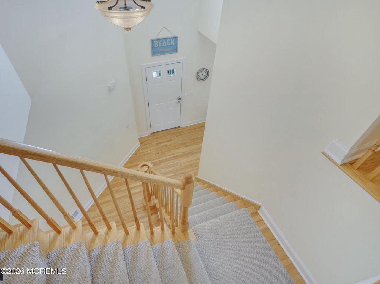 131 Avenel Blvd - Photo 3 of 22