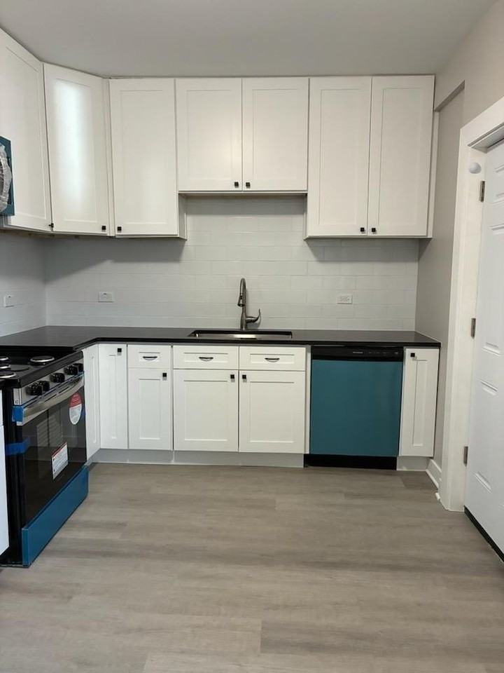 1542 Victoria Ave Apt 2 #2 - Photo 6 of 21