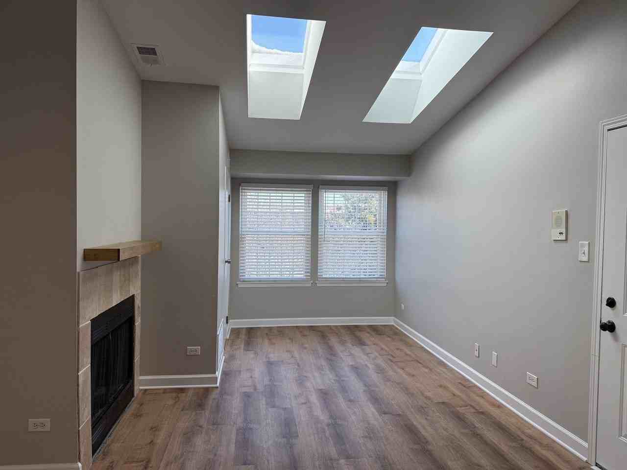 1403 E Wyndham Cir Apt 205 #205 - Photo 3 of 14