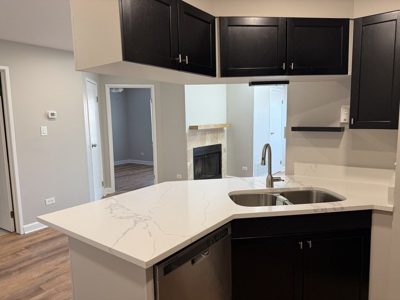 1403 E Wyndham Cir Apt 205 #205 - Photo 5 of 14