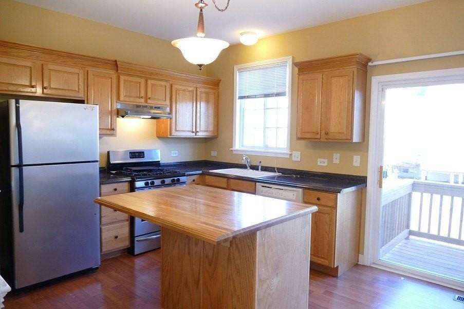 1829 Indian Hill Ln Unit 1829 #1829 - Photo 6 of 30