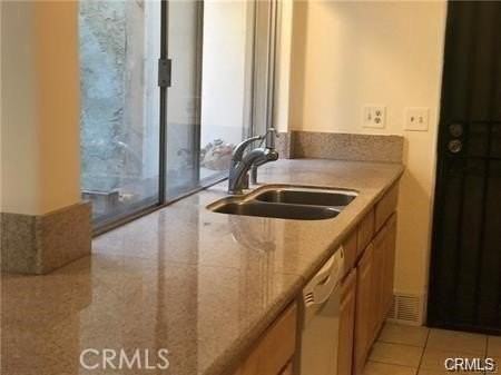 410 N Alhambra Ave #D - Photo 7 of 7