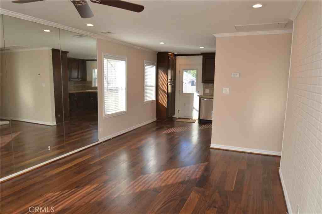 1415 Broadway - Photo 2 of 11