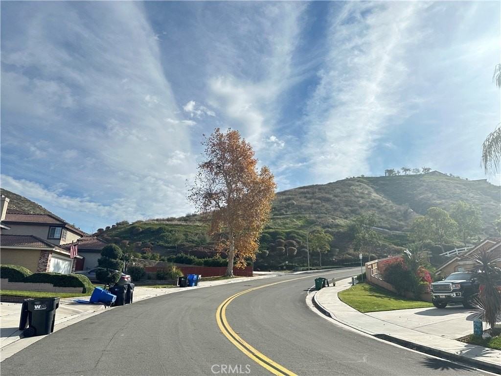 3351 Lincoln St - Photo 2 of 10