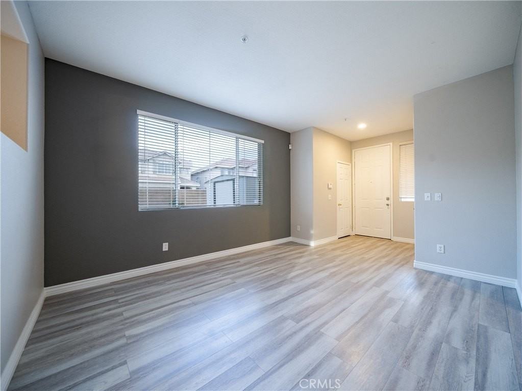 5896 Sawgrass Way - Photo 4 of 15