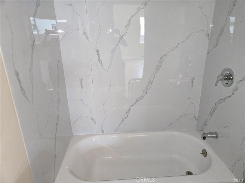 6010 Kansas Ave - Photo 4 of 17