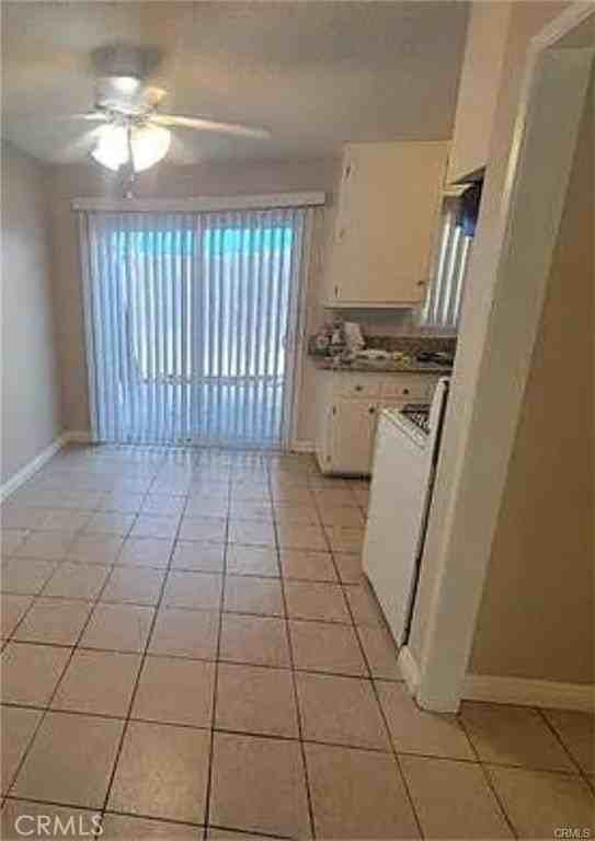 4505 Canoga St #C - Photo 4 of 16