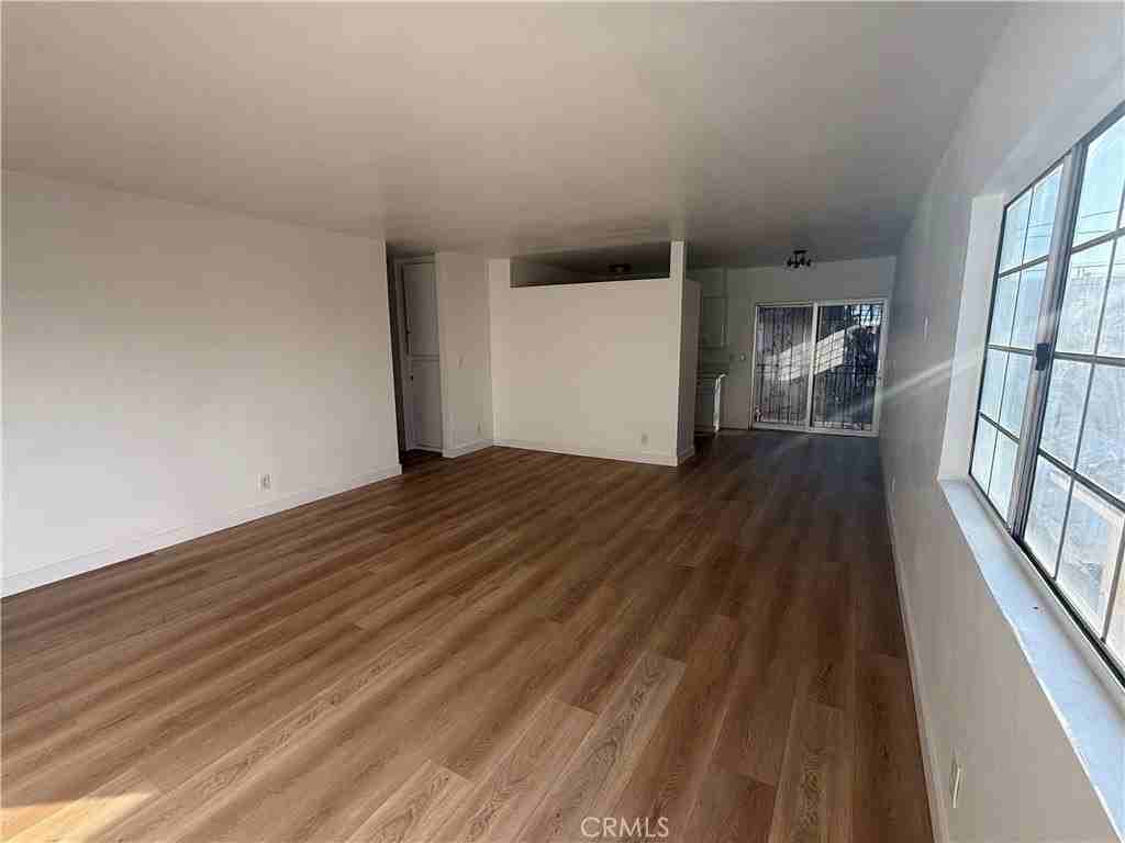 212 W 84th St - Photo 2 of 8