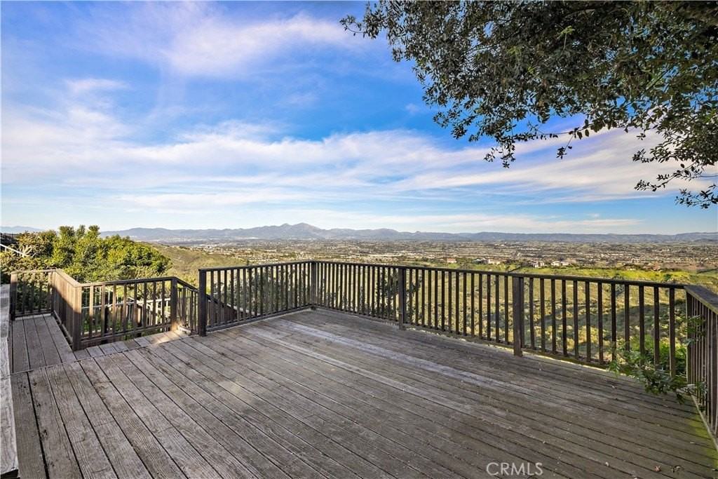 3144 Bonn Dr - Photo 3 of 25