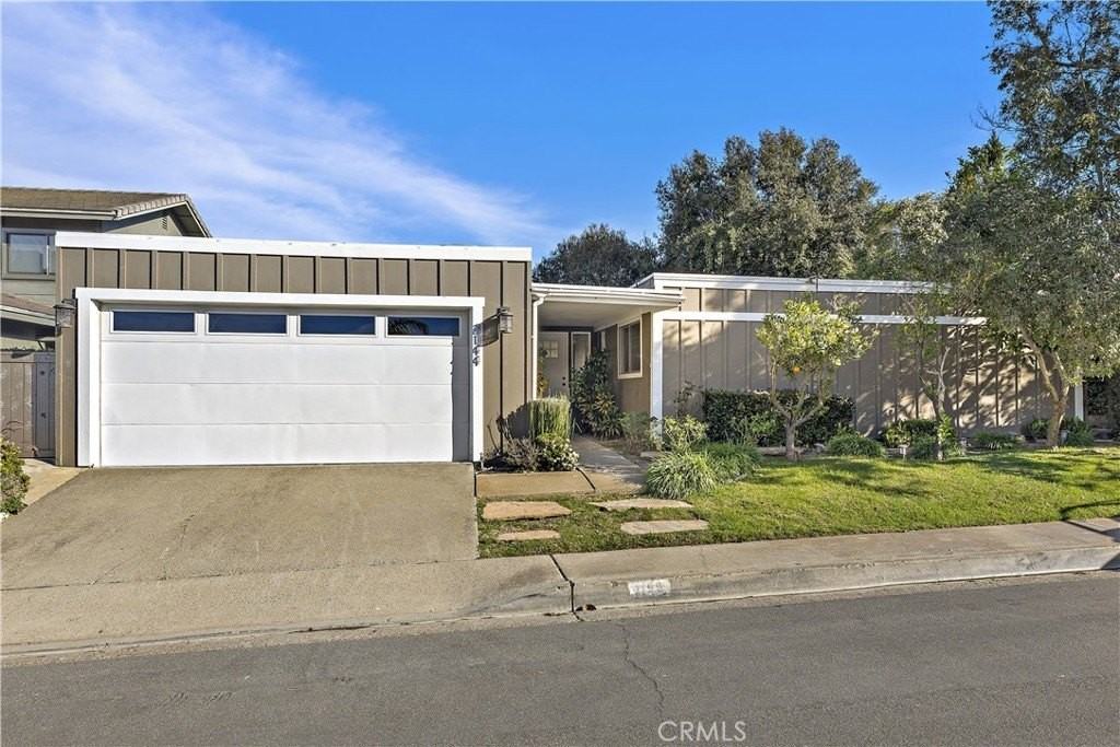 3144 Bonn Dr - Photo 4 of 25