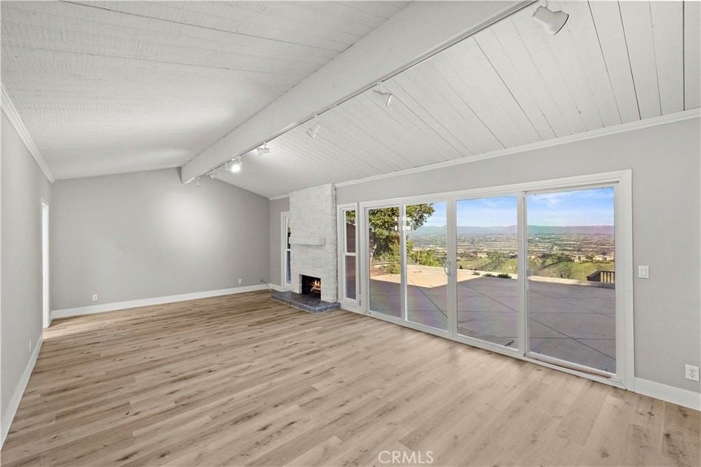 3144 Bonn Dr - Photo 6 of 25