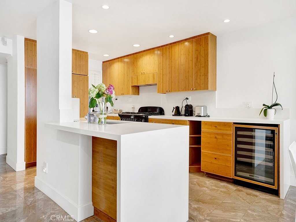 1585 S Coast Hwy #23 - Photo 6 of 29