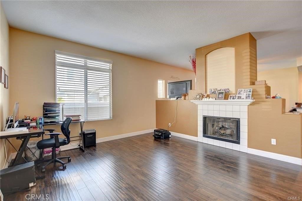 690 Azure Ln #5 - Photo 2 of 11