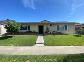 featured image of 6042 Lime Ave #B