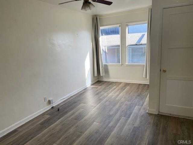 222 W Marquita #4 - Photo 3 of 11