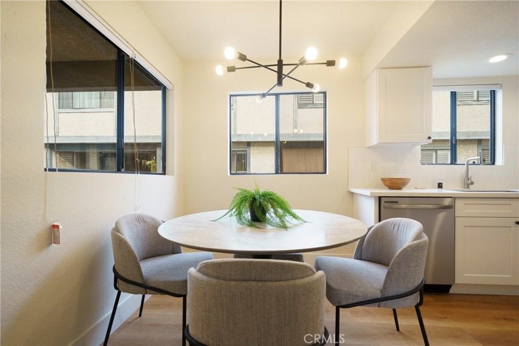 14927 Condon Ave #4 - Photo 4 of 35