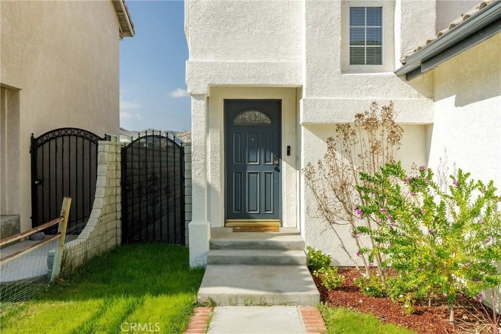 29629 Parkglen Pl - Photo 4 of 31